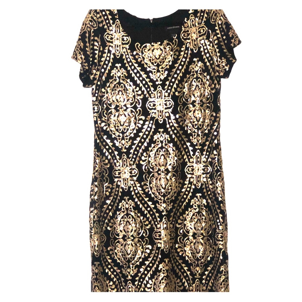 The perfect cocktail dress.